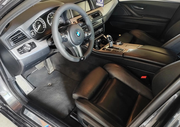 BMW Seria 5 cena 74500 przebieg: 222000, rok produkcji 2015 z Zabrze małe 254